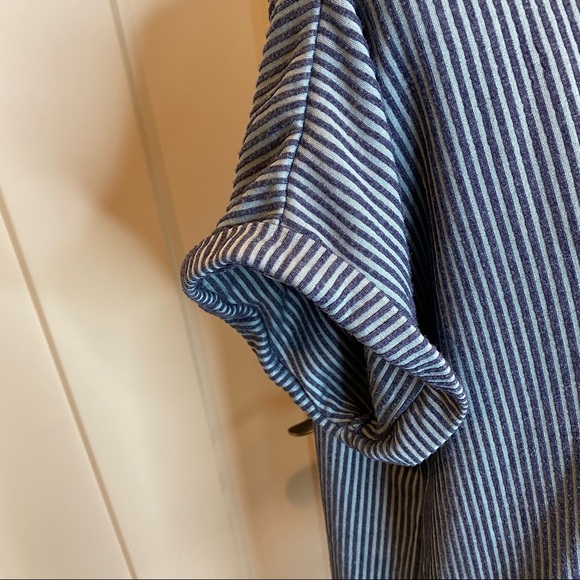 Doe & Rae Take my time striped top with pockets size large - Picture 6 of 9